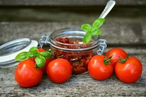 Návod jak skladovat usušená rajčata